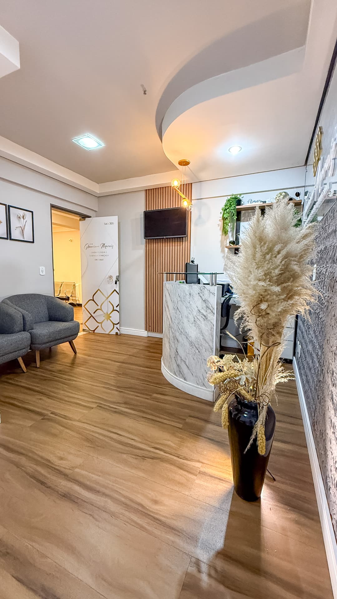 Recepção e sala de espera da Dra. Glauciane Morais, Jardim Satélite, São José dos Campos