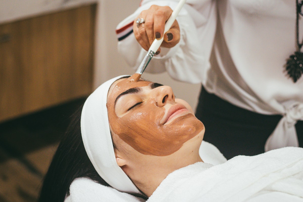 Estética Regenerativa em São José dos Campos: Bioestimuladores, Skinbooster, Exossomos, PRP e PRF